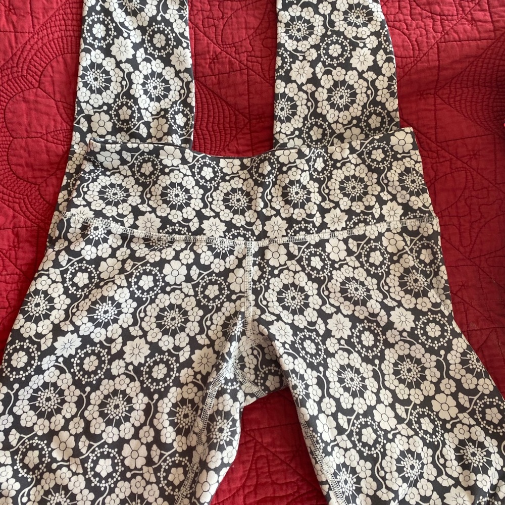 Brand new Lululemon leggings